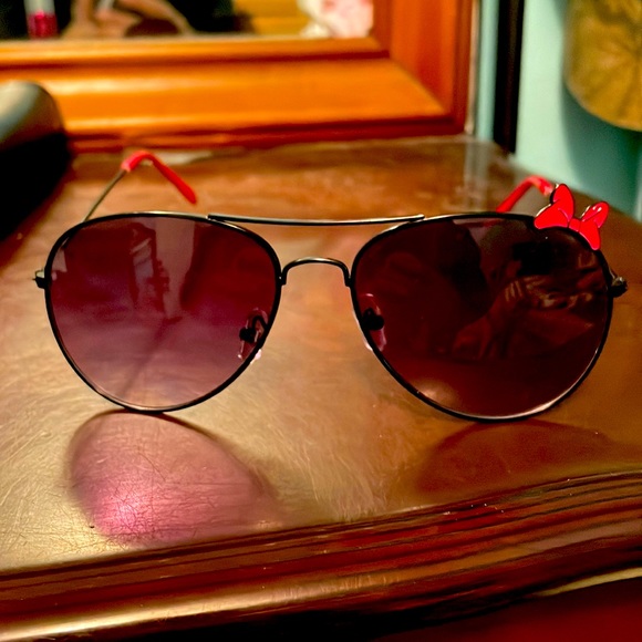Sunglasses - Picture 1 of 2
